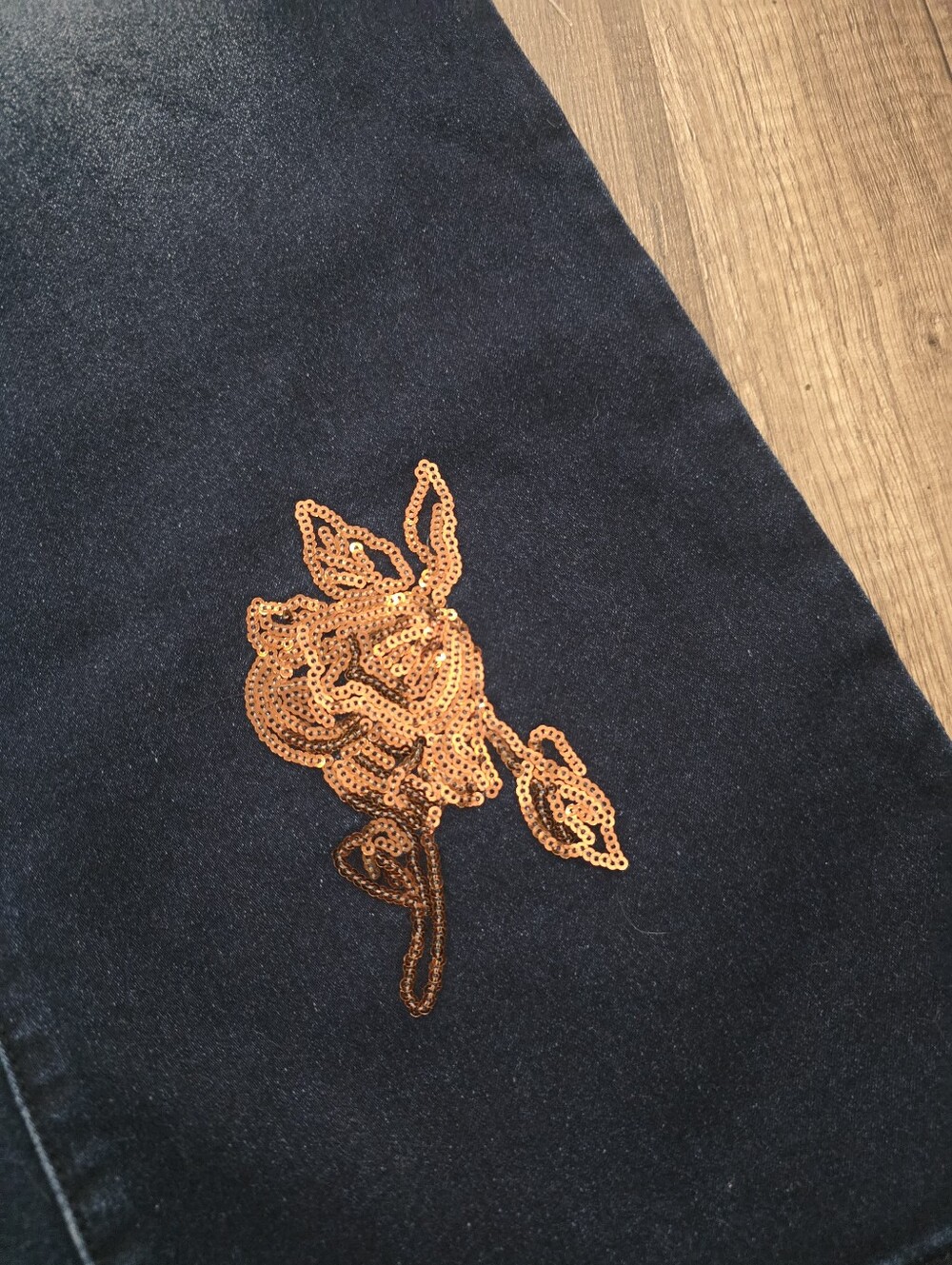 DG2 by Diane Gilman Dark Blue Cropped Jeans Western Copper Floral Embroidery Y2K - Picture 8 of 13